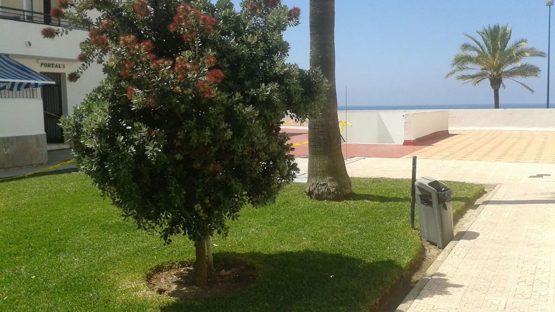 Apartment With 2 Bedrooms In Chiclana De La Frontera, With Wonderful S